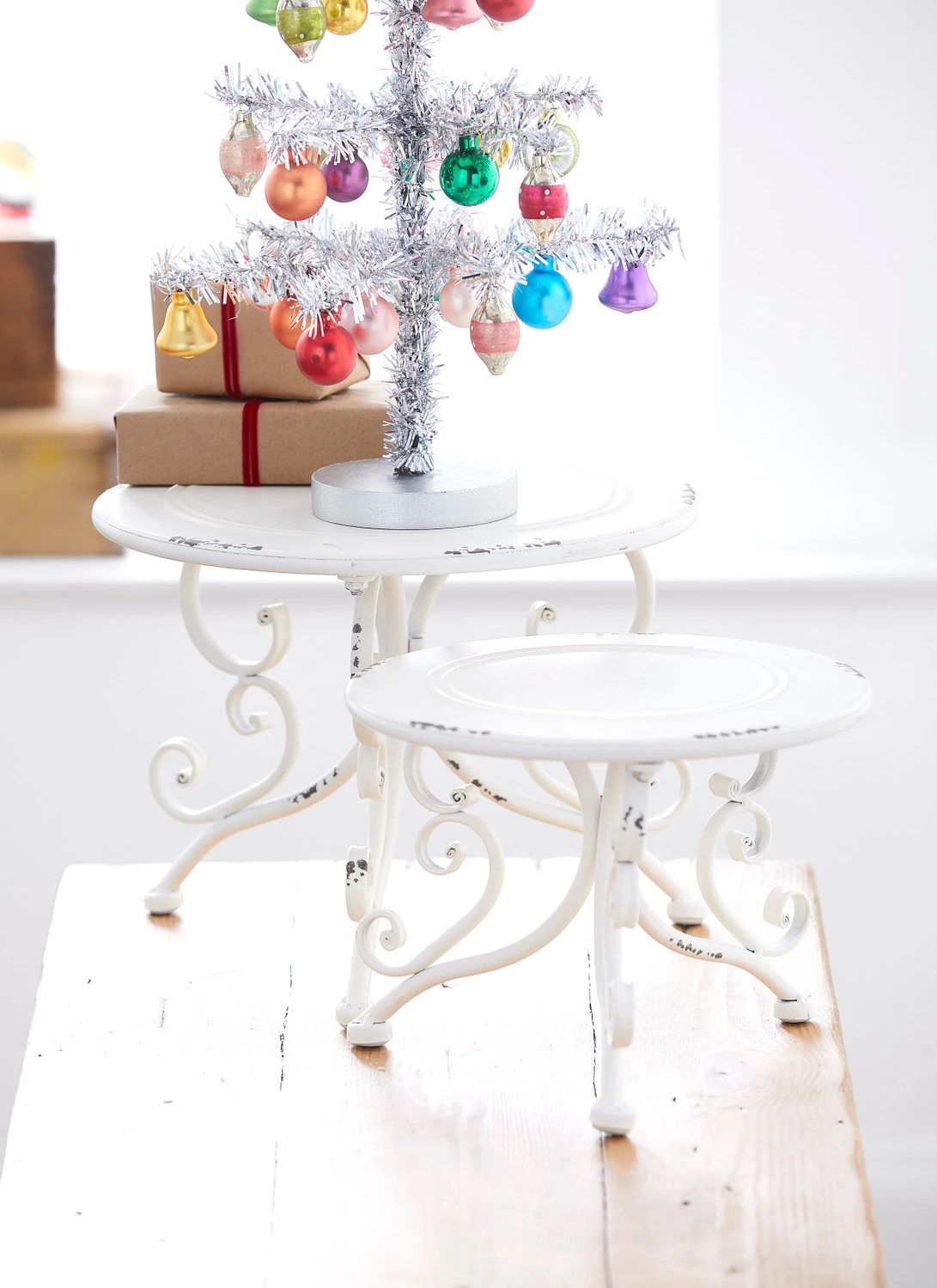 Raz Set Of 2 White Distressed Metal Risers Stands 4228915 1 Raz Set Of 2 White Distressed Metal Risers Stands 4228915