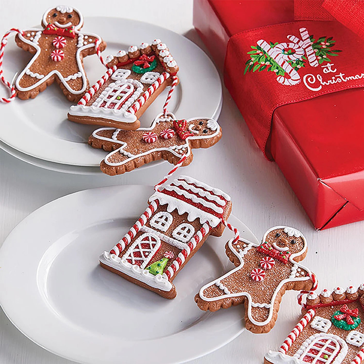 Raz 30" Gingerbread Cookie Christmas Garland G3816442 1 Raz 30" Gingerbread Cookie Christmas Garland G3816442